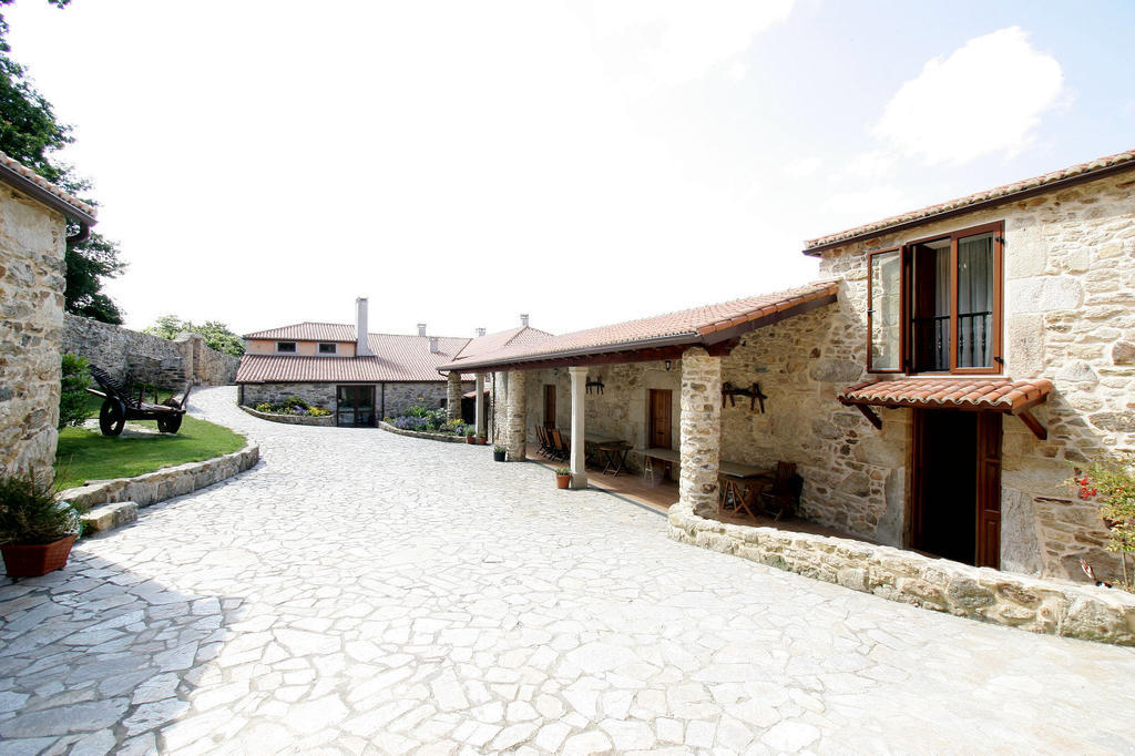 Хостел Casa Da Botica A Estrada Os Casares Екстер'єр фото